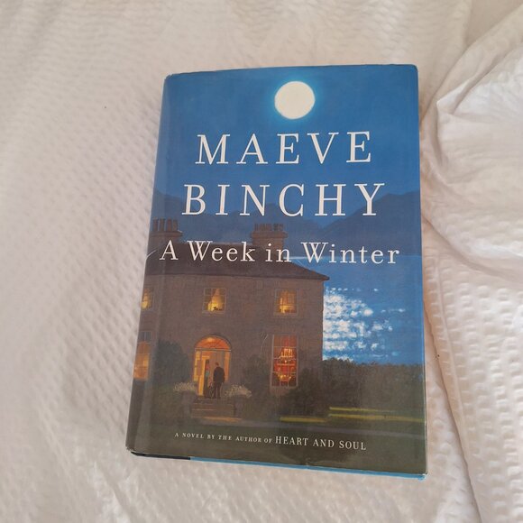 A Week in Winter - Picture 1 of 5